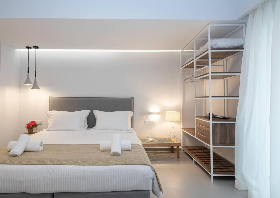 Iris Luxury Apartment At The Heraklion Center エクステリア 写真