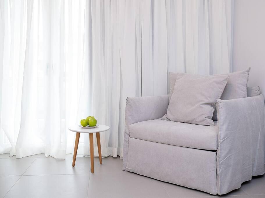 Iris Luxury Apartment At The Heraklion Center エクステリア 写真